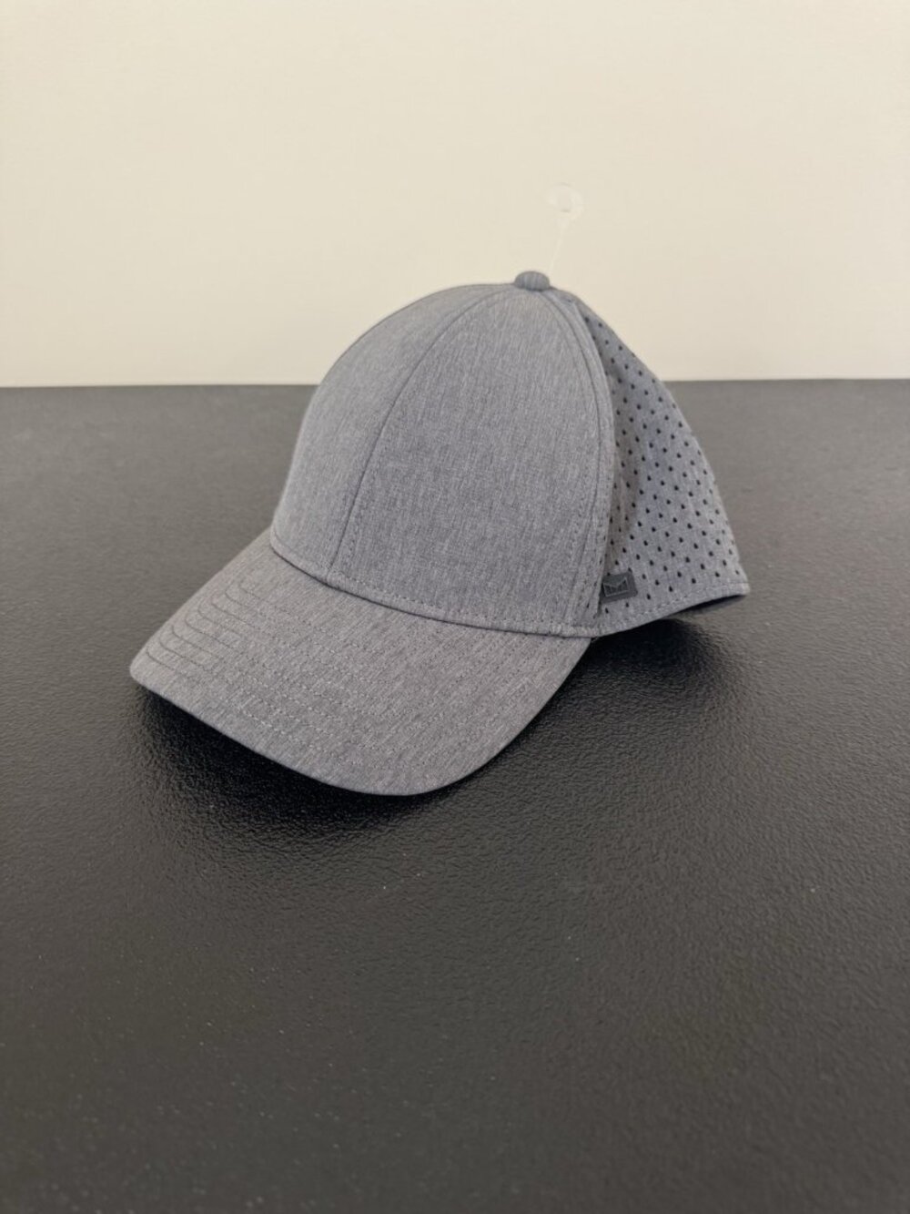 Melin A-Game Hydro Heather Charcoal Gray Snapback Hat Classic 60cm Golf
